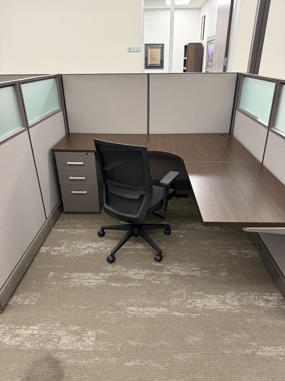 Modern workstation installation